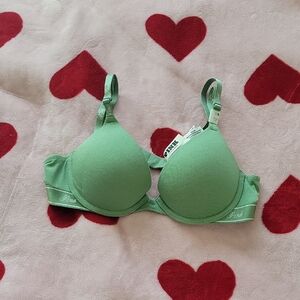PINK Victoria's Secret Mint Green Bra